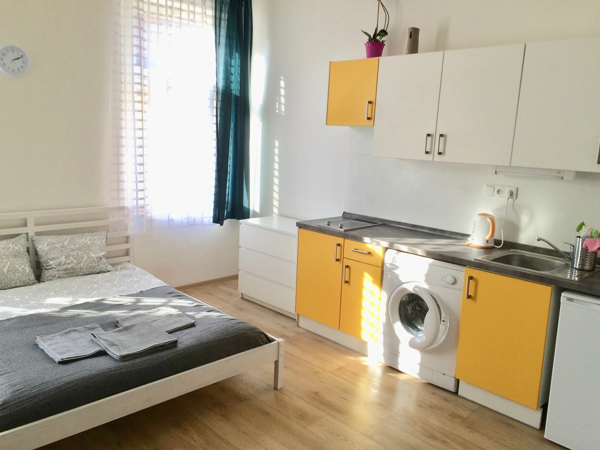 Residence Vita Nejedleho ปราก ภายนอก รูปภาพ